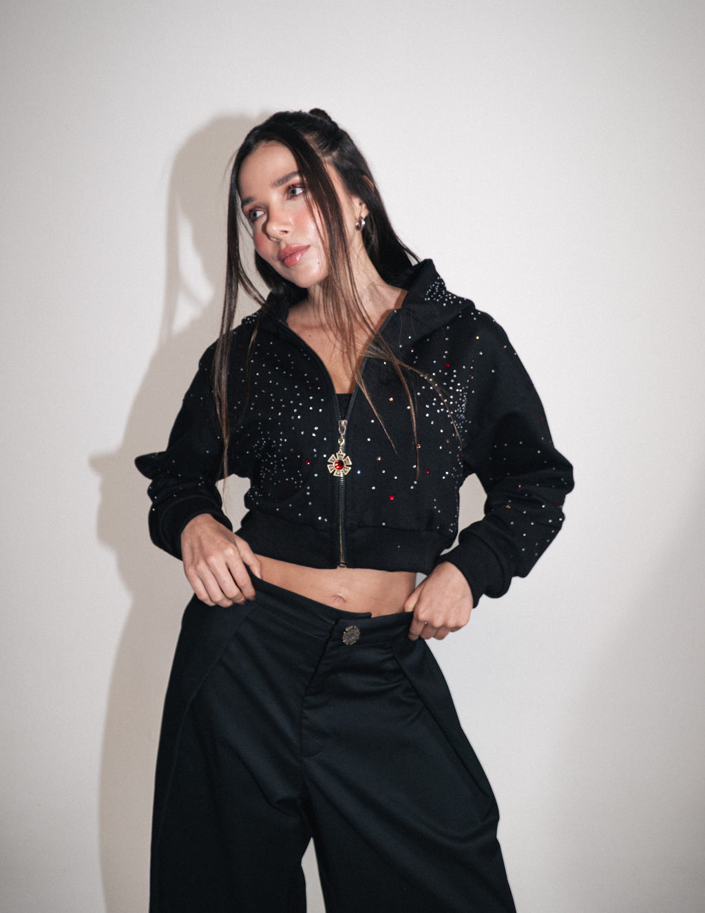 BLACK CROP HOODIE OMERTA