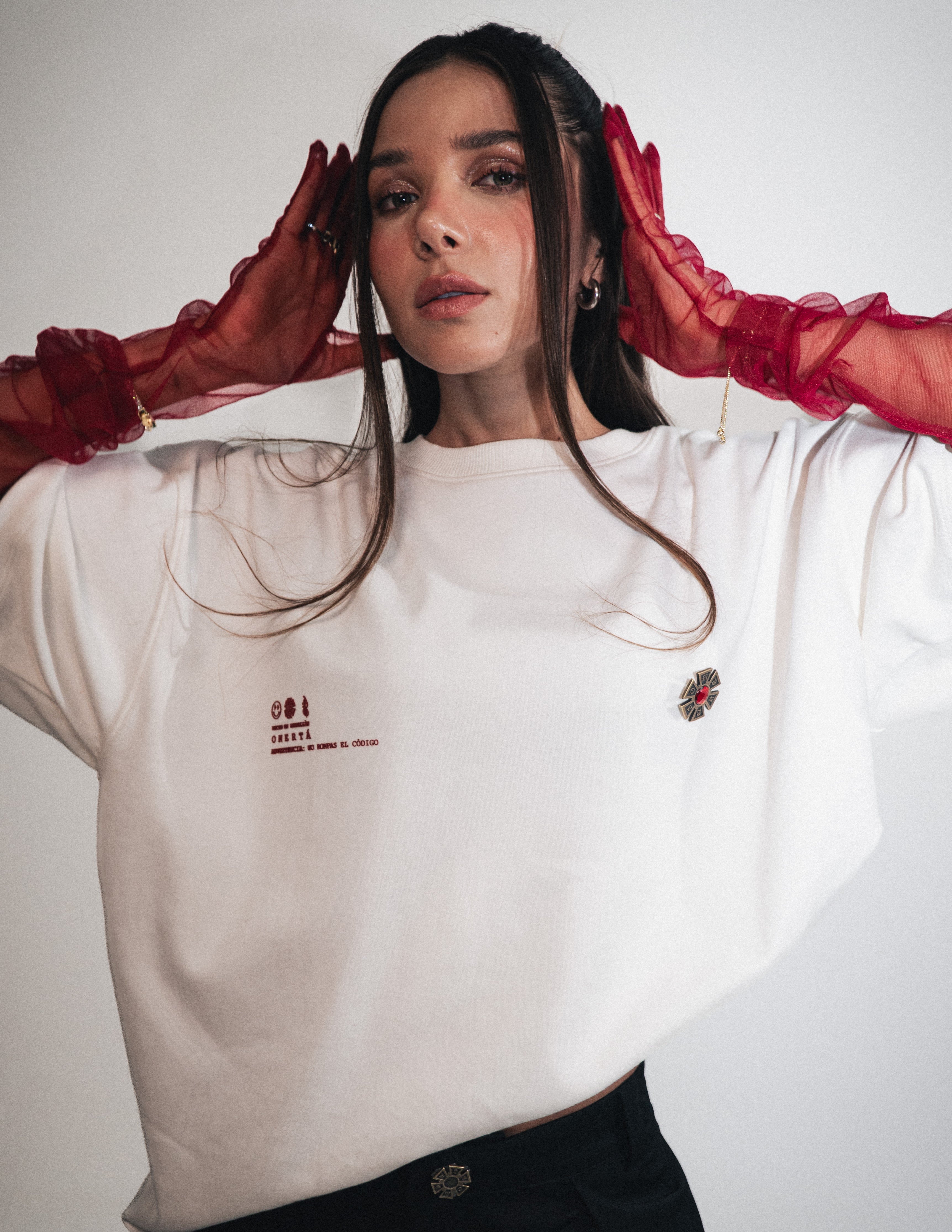 CAMISETA OMERTA PIN MARFIL